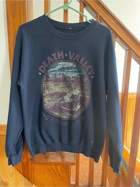 Vintage Death Valley National Park Graphic Crewneck Sweatshirt - Men’s S casual